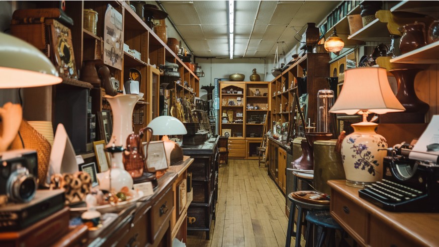 Hidden Treasures: Unique Shops Across the USA